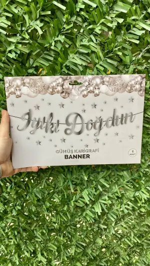 İyiki Doğdun Kaligrafik Banner Gümüş
