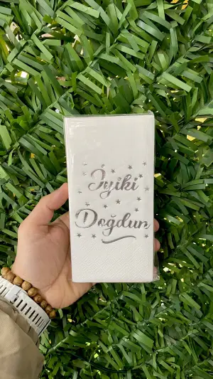 İyiki Doğdun Yaldız Peçete 12’li 10 PAKET 2 MODEL 