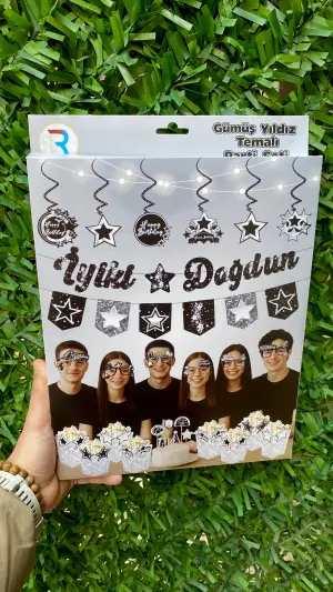 İyiki Doğdun Gümüş Kutu Set 30 Parça 